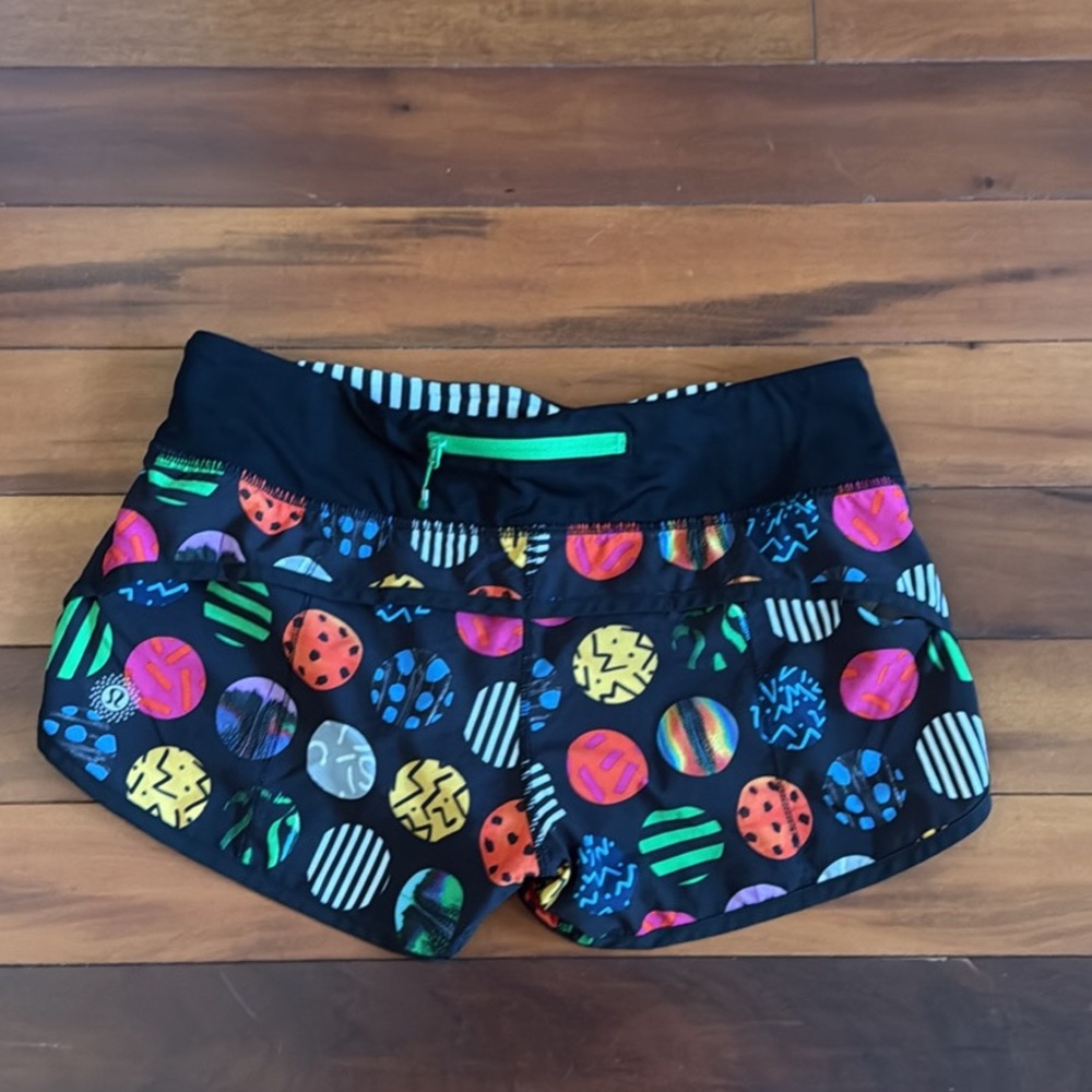 Lululemon Seawheeze Speed Shorts size 4